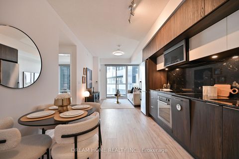 Photo 2 at 802 - 25 Adra Grado Way, Bayview Village, Toronto