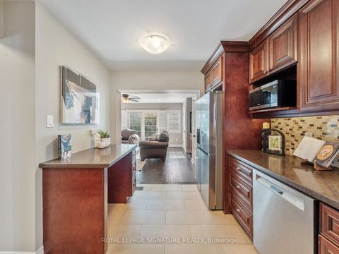Photo 11 at 28 Bowes Garden Court, Rouge E10, Toronto