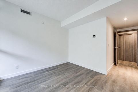 Photo 8 at 706 - 38 Widmer Street, Waterfront Communities C1, Toronto