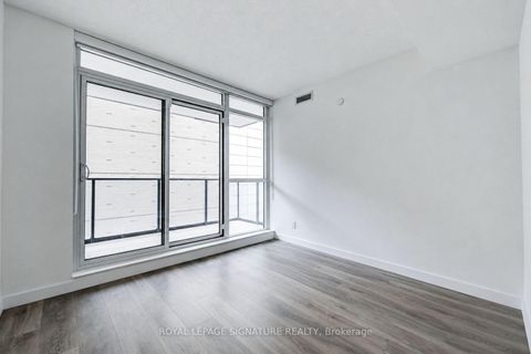 Photo 9 at 706 - 38 Widmer Street, Waterfront Communities C1, Toronto