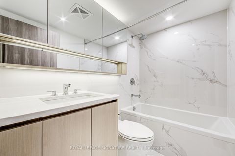 Photo 10 at 706 - 38 Widmer Street, Waterfront Communities C1, Toronto