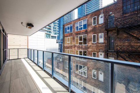 Photo 19 at 706 - 38 Widmer Street, Waterfront Communities C1, Toronto
