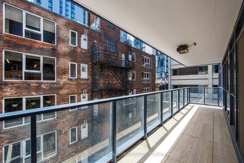 Photo 20 at 706 - 38 Widmer Street, Waterfront Communities C1, Toronto