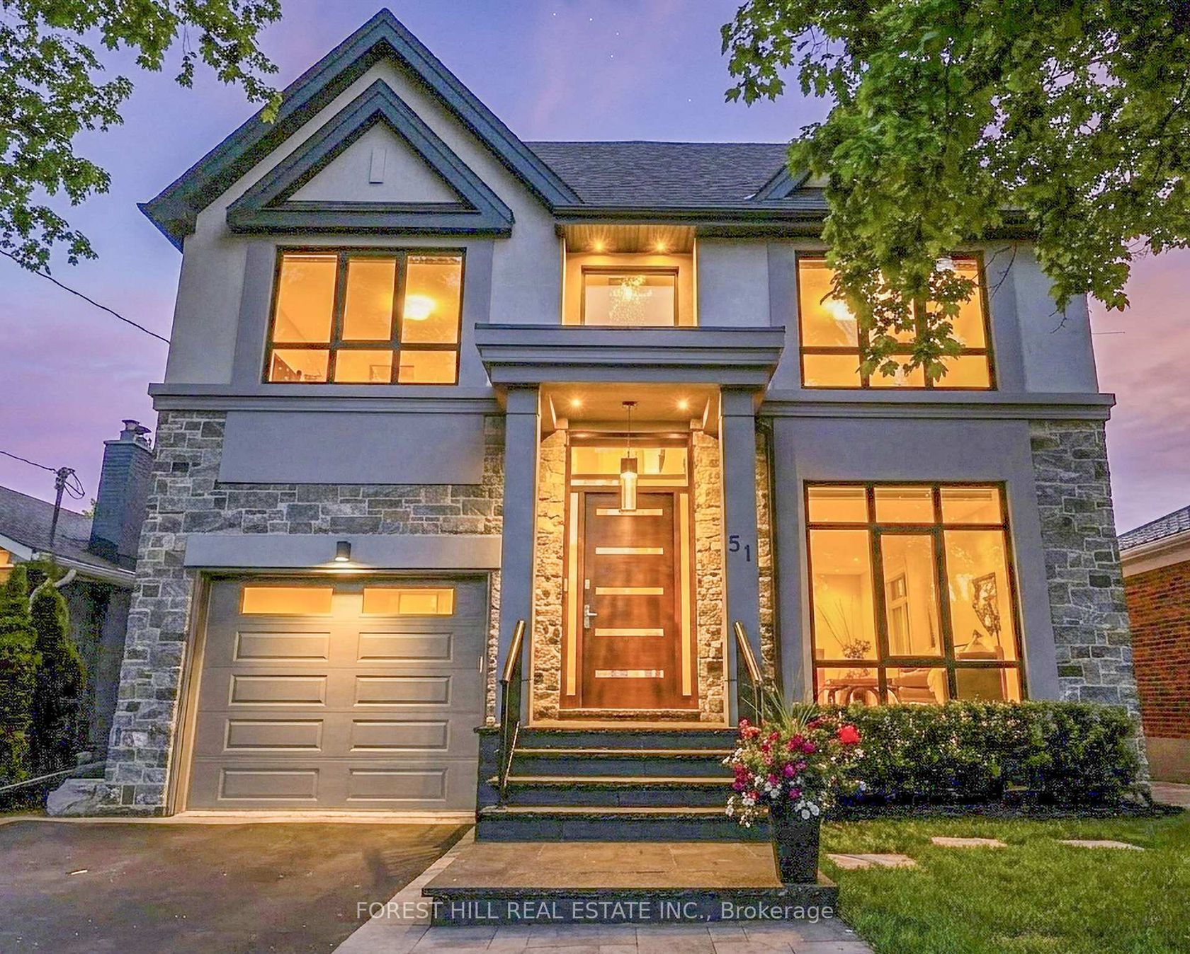 51 Greenfield Drive, City Centre West, Toronto 