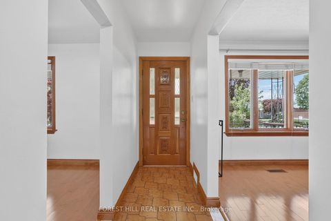 Photo 1 at 11 Fairweather Road, Amesbury, Toronto