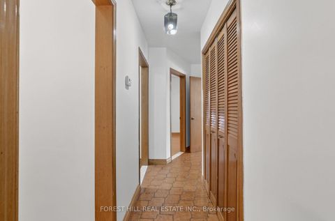 Photo 8 at 11 Fairweather Road, Amesbury, Toronto