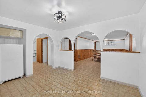 Photo 17 at 11 Fairweather Road, Amesbury, Toronto