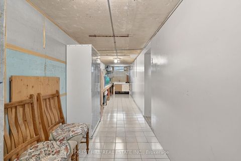 Photo 23 at 11 Fairweather Road, Amesbury, Toronto