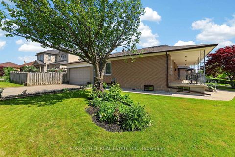 Photo 24 at 11 Fairweather Road, Amesbury, Toronto