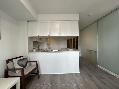 Photo 6 at 1204 - 909 Bay Street, Bay Street Corridor, Toronto