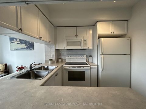 Photo 7 at 1204 - 909 Bay Street, Bay Street Corridor, Toronto