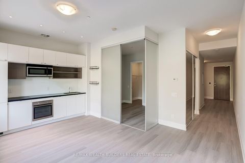 Photo 11 at 328 - 111 St Clair Avenue W, St. Clair, Toronto