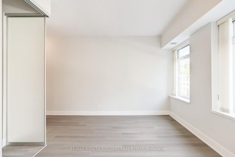 Photo 20 at 328 - 111 St Clair Avenue W, St. Clair, Toronto
