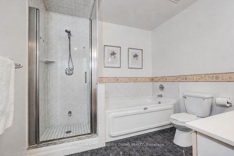 Photo 27 at 1517 - 28 Sommerset Way, Willowdale East, Toronto