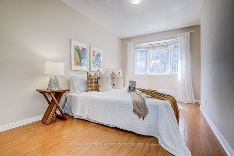 Photo 34 at 1517 - 28 Sommerset Way, Willowdale East, Toronto