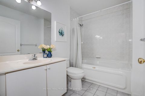 Photo 38 at 1517 - 28 Sommerset Way, Willowdale East, Toronto