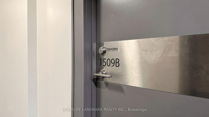 Photo 5 at 1509B - 19 Singer Court, Bayview Village, Toronto