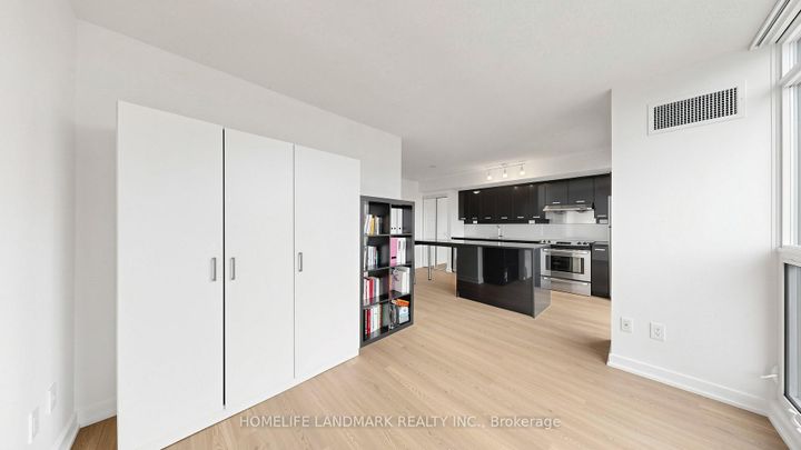 Photo 10 at 1509B - 19 Singer Court, Bayview Village, Toronto