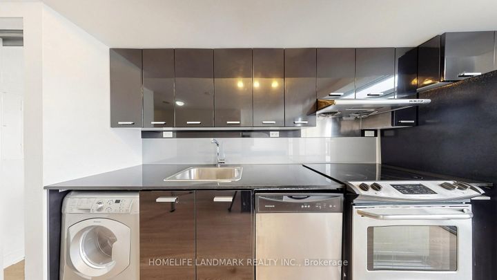 Photo 14 at 1509B - 19 Singer Court, Bayview Village, Toronto