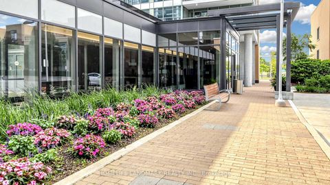 Photo 2 at 1509B - 19 Singer Court, Bayview Village, Toronto