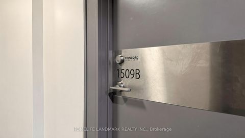Photo 5 at 1509B - 19 Singer Court, Bayview Village, Toronto