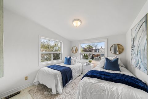 Photo 17 at 387 Bartlett Avenue N, Junction, Toronto