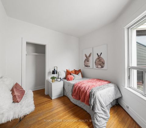 Photo 20 at 387 Bartlett Avenue N, Junction, Toronto