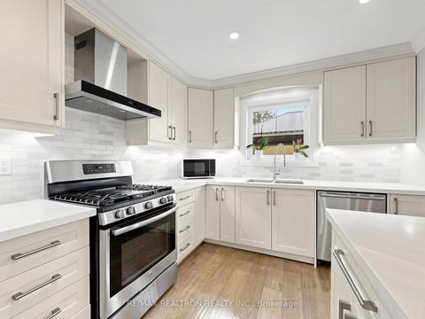 Photo 11 at 56 Candlewood Crescent, York University Heights, Toronto
