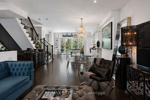 Photo 10 at 22 Matthew Court, Rosethorn, Toronto