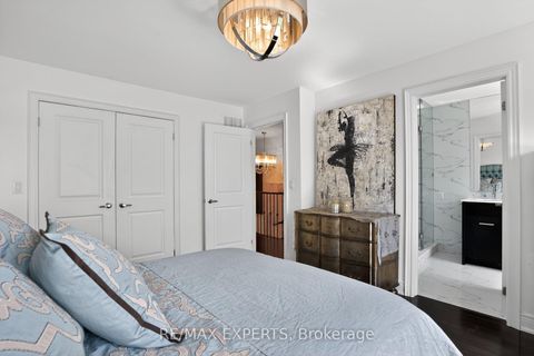 Photo 17 at 22 Matthew Court, Rosethorn, Toronto