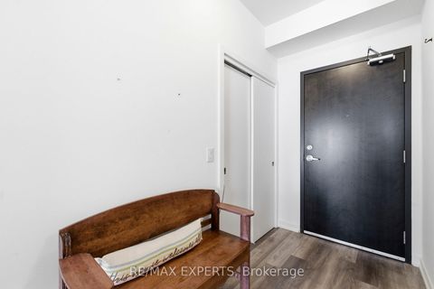 Photo 3 at 325 - 430 Essa Road, Holly, Barrie