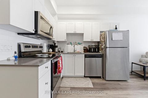 Photo 10 at 325 - 430 Essa Road, Holly, Barrie
