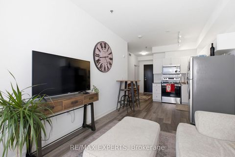 Photo 14 at 325 - 430 Essa Road, Holly, Barrie