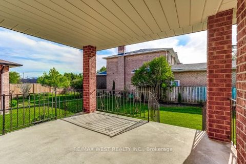 Photo 29 at 167 Silverhill Drive, City Centre West, Toronto