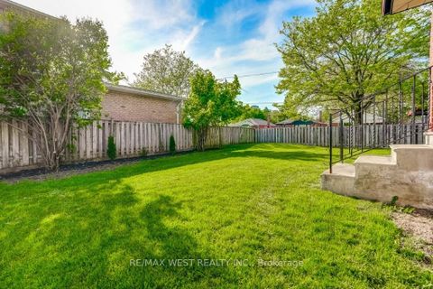 Photo 31 at 167 Silverhill Drive, City Centre West, Toronto