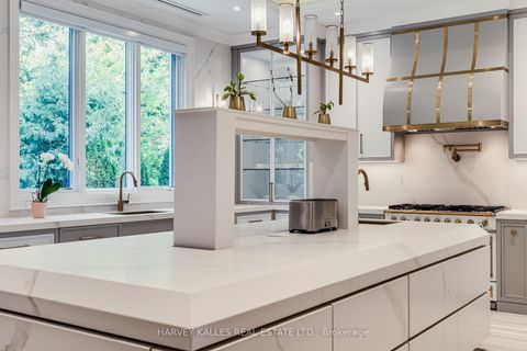 Photo 15 at 34 Medalist Road, Windfields, Toronto