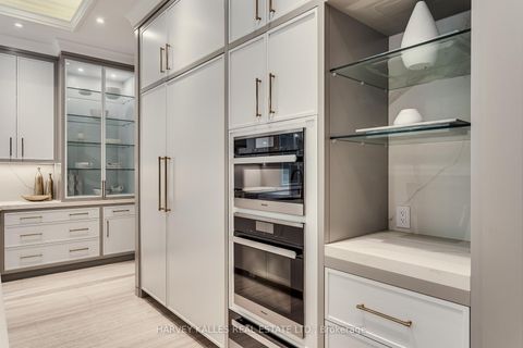 Photo 16 at 34 Medalist Road, Windfields, Toronto