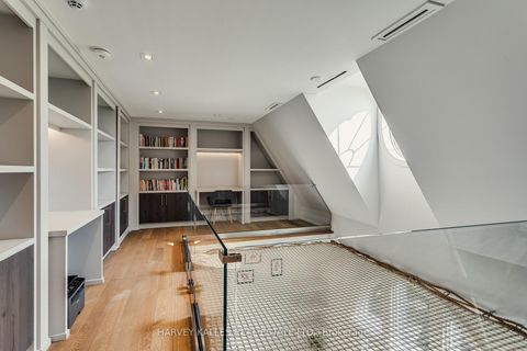 Photo 29 at 34 Medalist Road, Windfields, Toronto