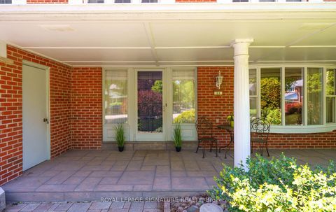 Photo 1 at 11 Gablehurst Crescent, Sullivan, Toronto