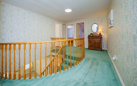 Photo 19 at 11 Gablehurst Crescent, Sullivan, Toronto