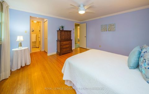 Photo 21 at 11 Gablehurst Crescent, Sullivan, Toronto