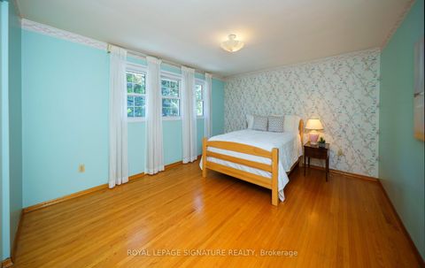 Photo 23 at 11 Gablehurst Crescent, Sullivan, Toronto