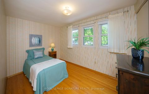Photo 26 at 11 Gablehurst Crescent, Sullivan, Toronto