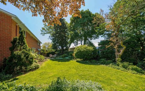 Photo 42 at 11 Gablehurst Crescent, Sullivan, Toronto