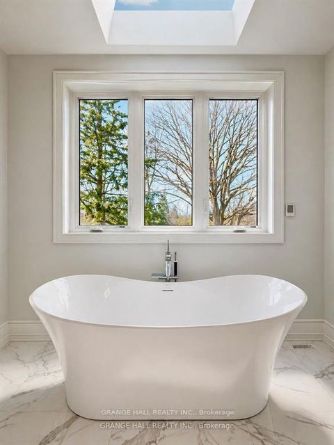 Photo 21 at 16 Barker Avenue, Beaumonde Heights, Toronto