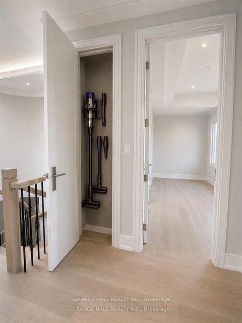 Photo 32 at 16 Barker Avenue, Beaumonde Heights, Toronto