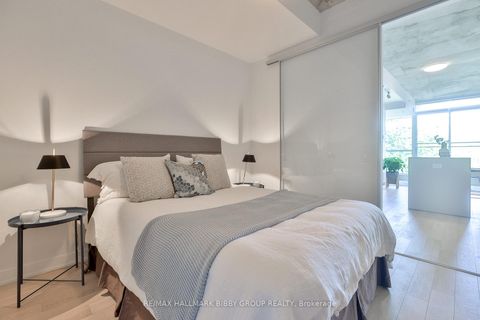 Photo 10 at 309 - 130 Rusholme Road, Dufferin Grove, Toronto
