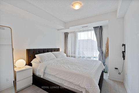 Photo 12 at 710 - 525 Adelaide Street W, Waterfront Communities C1, Toronto