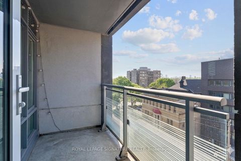 Photo 24 at 710 - 525 Adelaide Street W, Waterfront Communities C1, Toronto