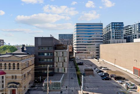 Photo 25 at 710 - 525 Adelaide Street W, Waterfront Communities C1, Toronto